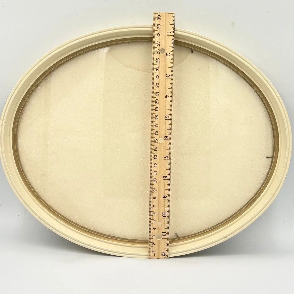 Vintage Oval Cream Gold Painted Wood Picture Frame & Glass 15x10